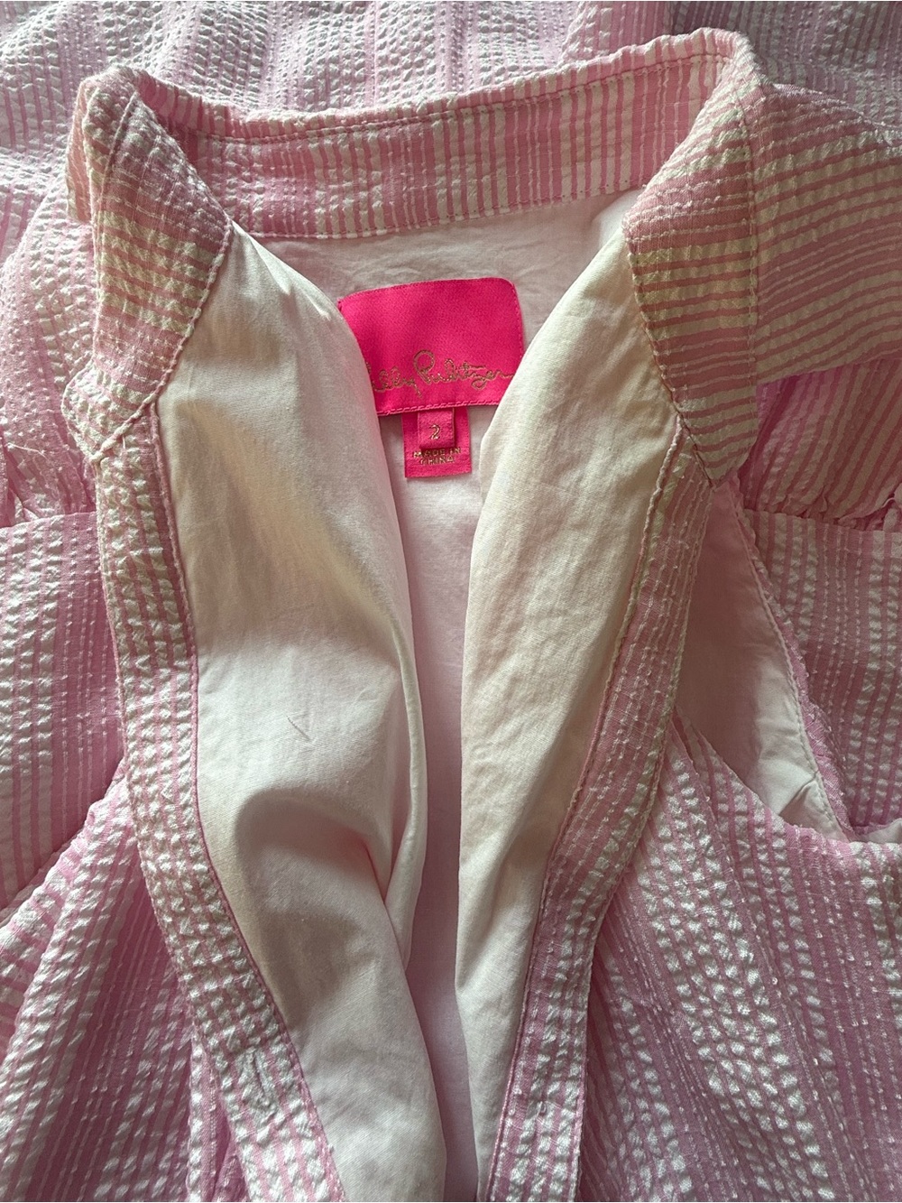 Lilly Pulitzer Trisha Shirtdress Pink Seersucker Size 2 - Picture 5 of 5